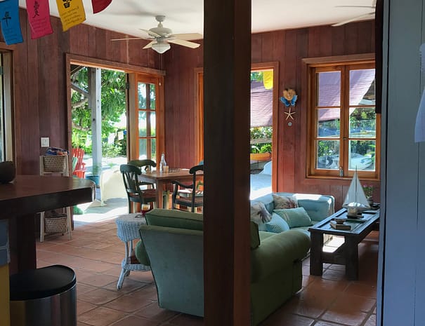 Blue Mango tropical beachfront villa with ocean views and terrace in Río Hato, Panama by Bannaba Stays