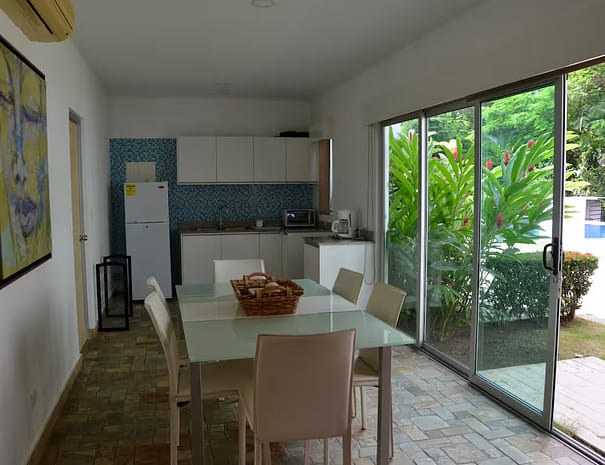 Panama Costal design retreat by Bannaba Stays (1)_ 01
