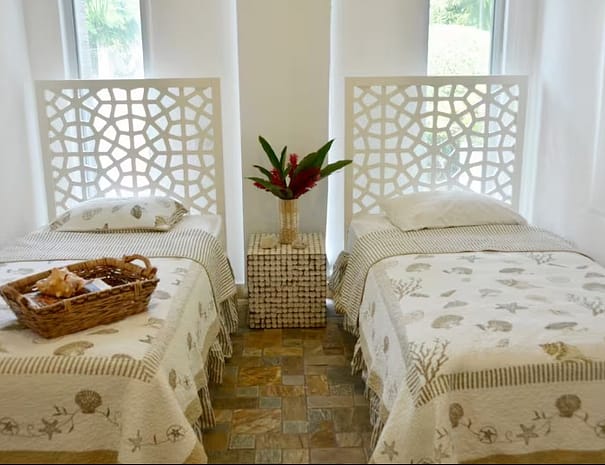 Panama Costal design retreat by Bannaba Stays (1)_ 01